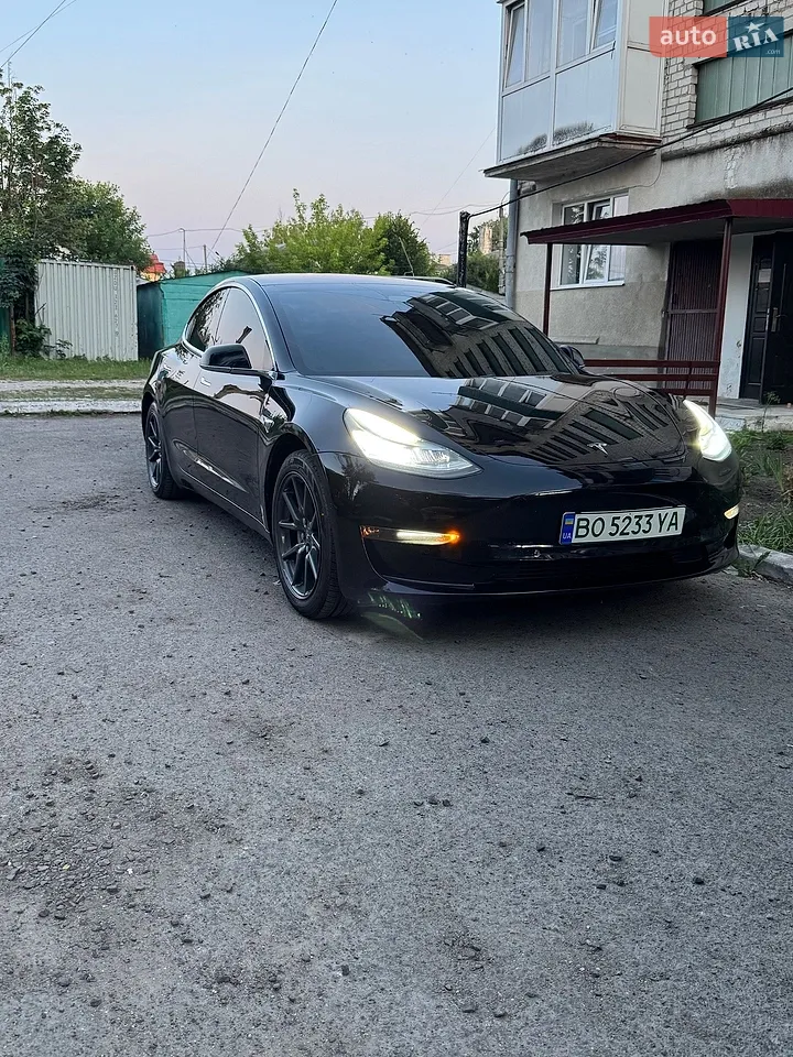 2019 Tesla Model 3 - мініатюра 39