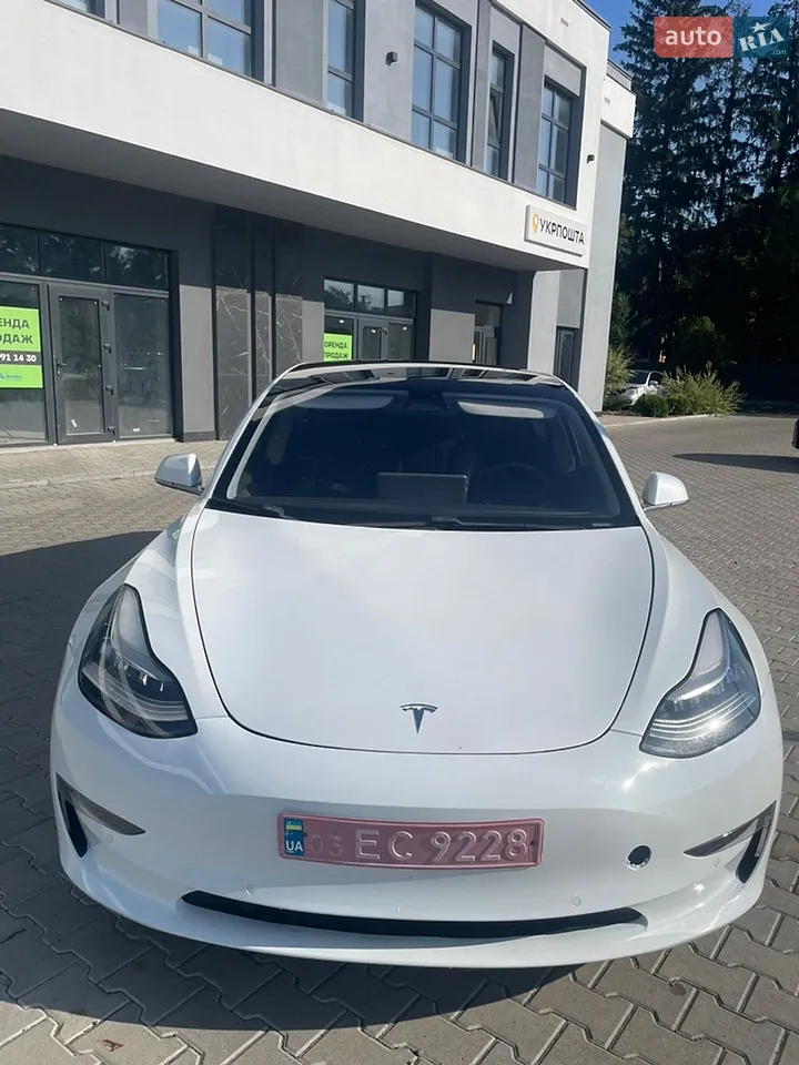 2020 Tesla Model 3 - мініатюра 11
