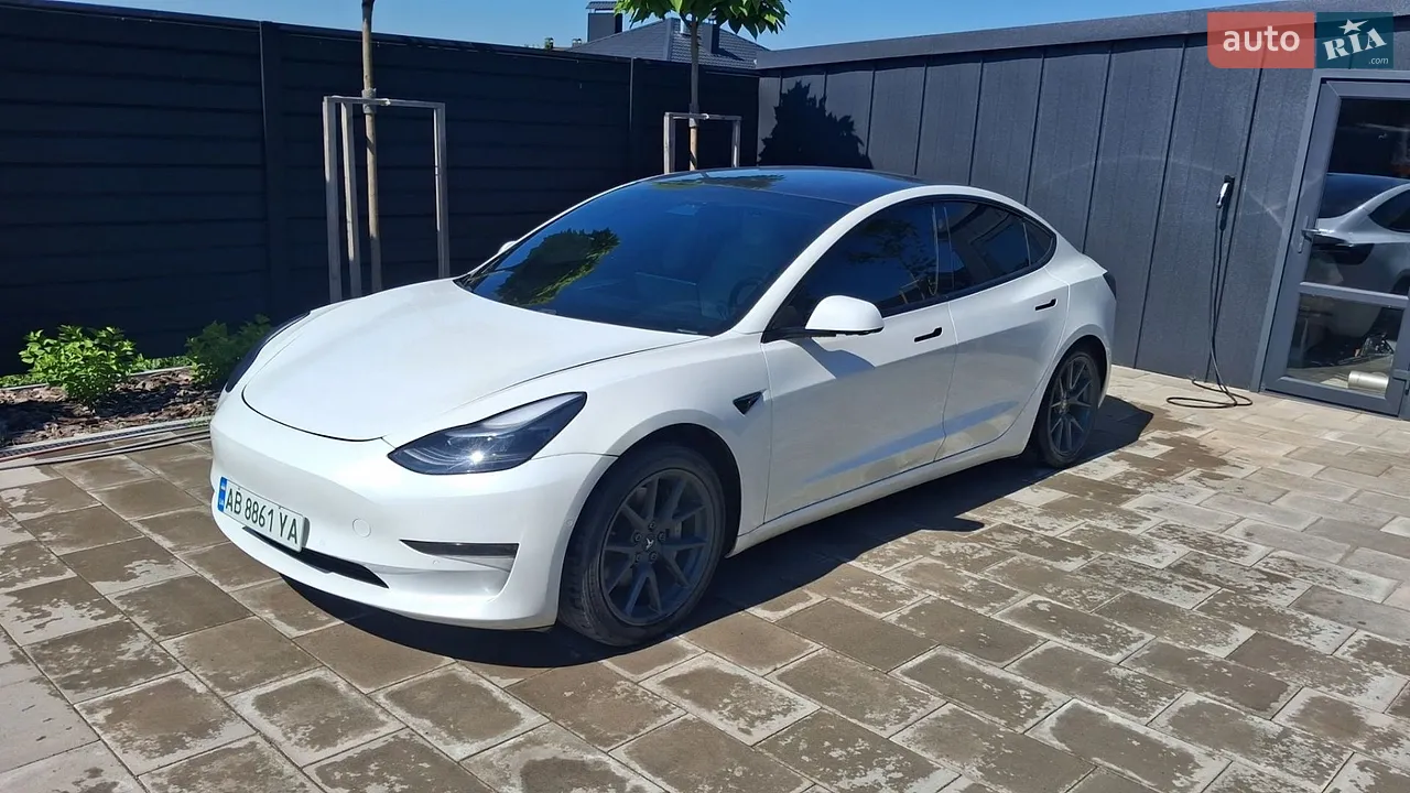 2021 Tesla Model 3 - мініатюра 17