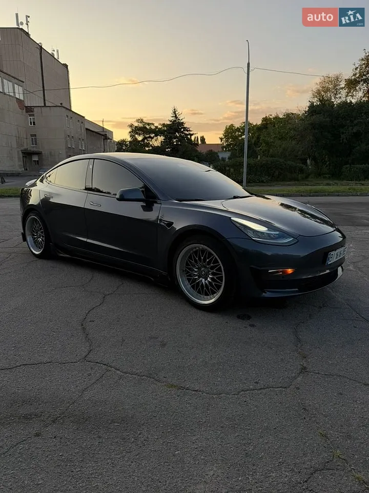 2019 Tesla Model 3 - мініатюра 18