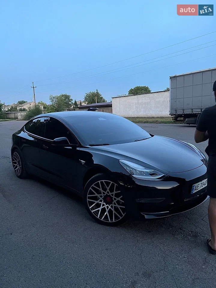 2019 Tesla Model 3 - мініатюра 13