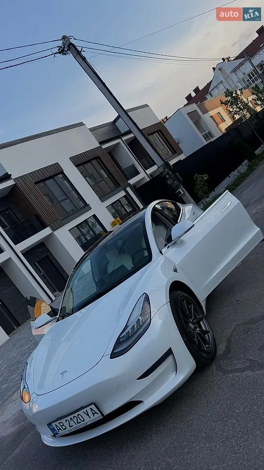 2019 Tesla Model 3 - мініатюра 14