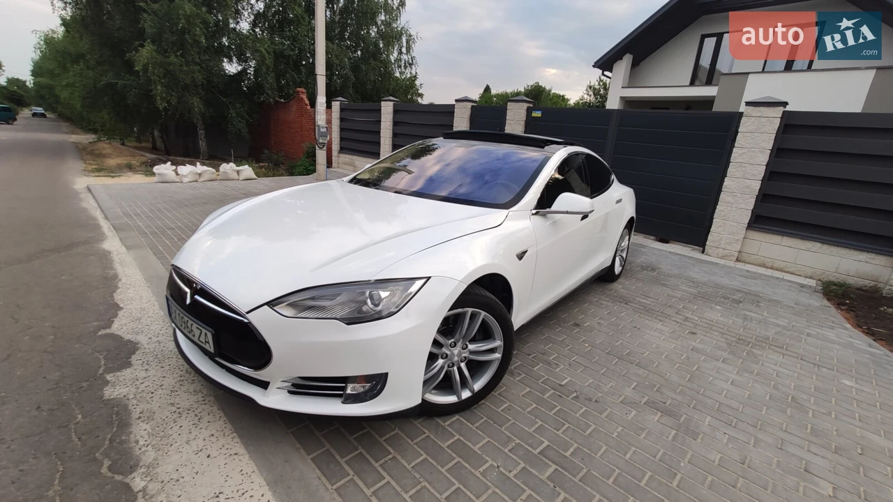 2014 Tesla Model S - мініатюра 37