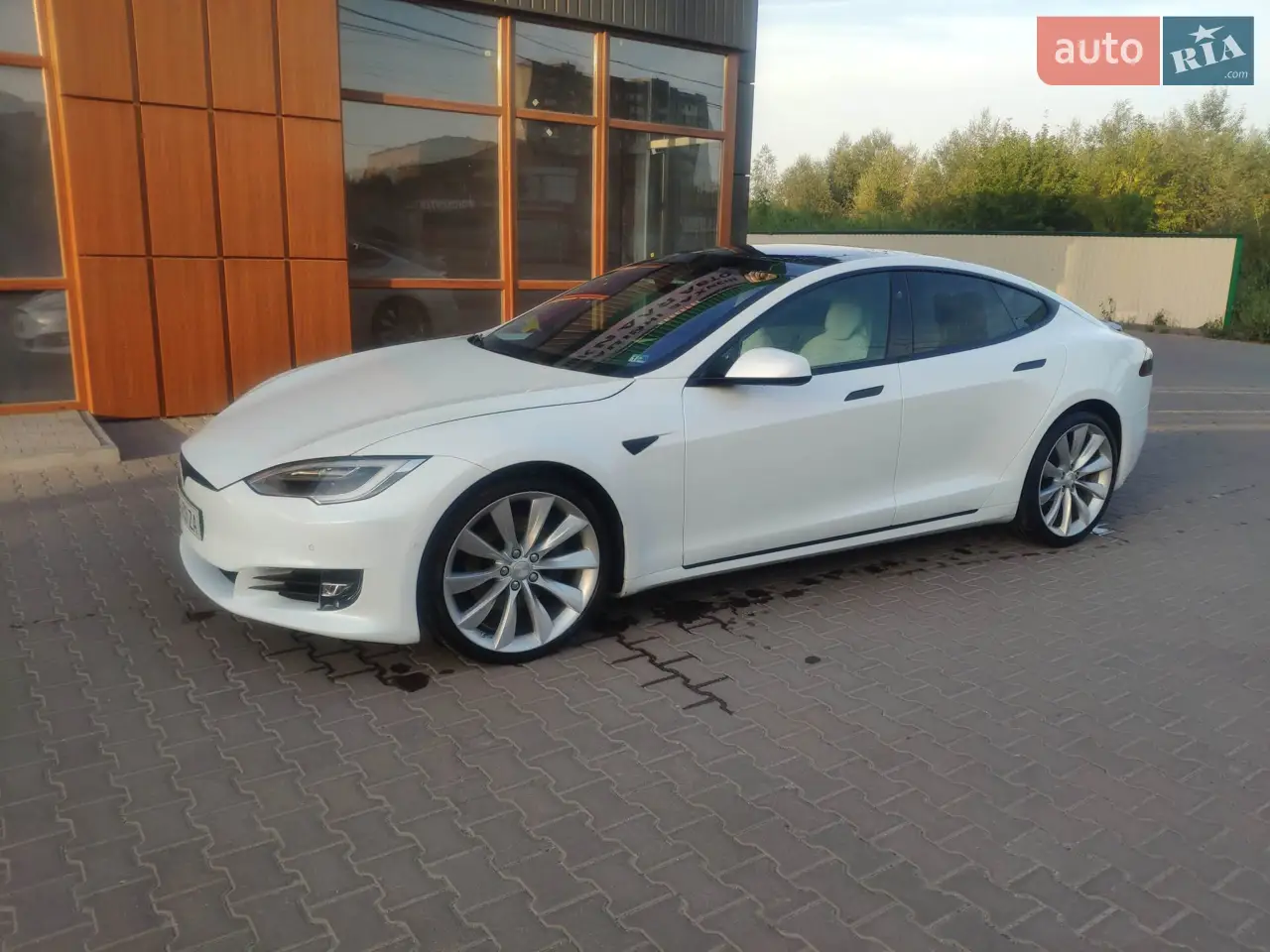 2017 Tesla Model S - мініатюра 16