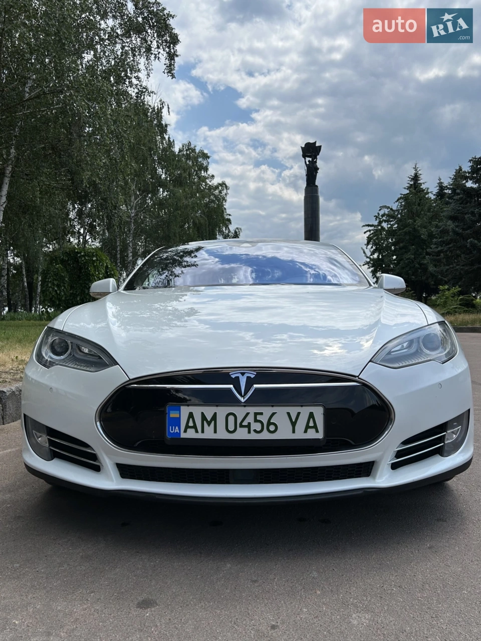 2015 Tesla Model S - мініатюра 28