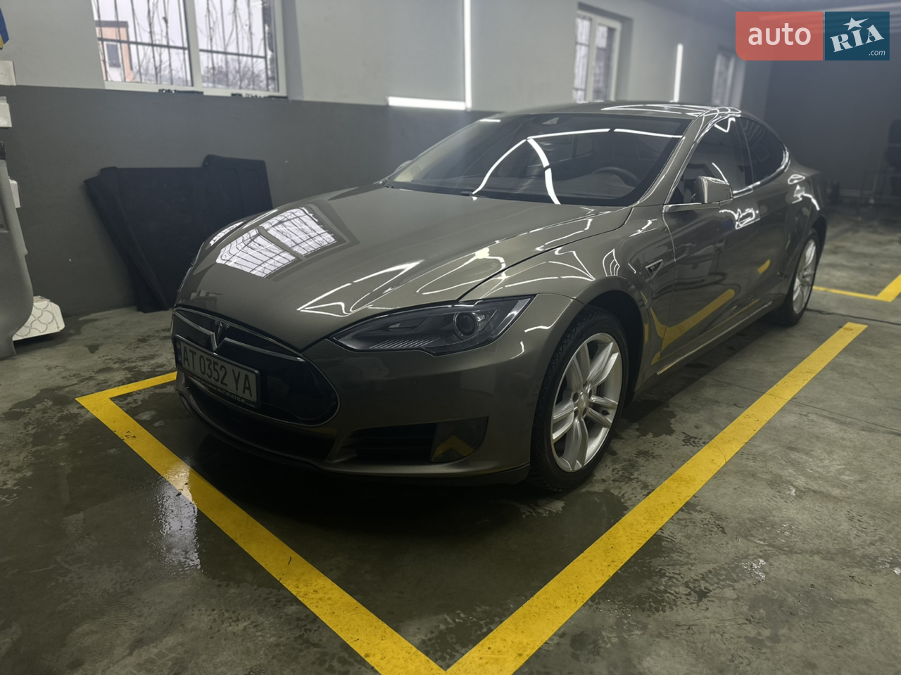 2015 Tesla Model S - мініатюра 20