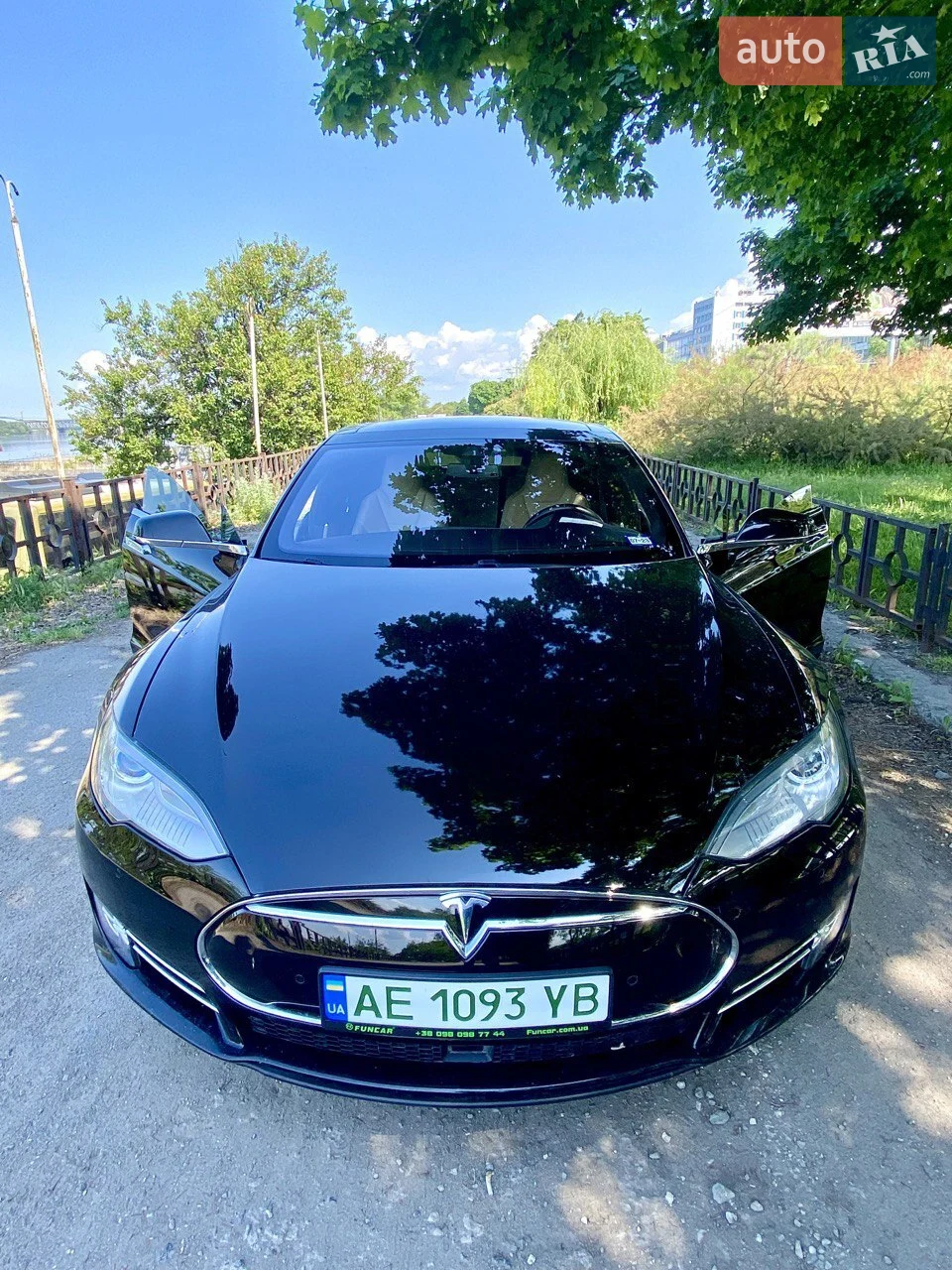 2015 Tesla Model S - мініатюра 17