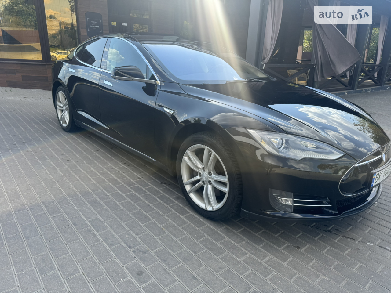 2014 Tesla Model S - мініатюра 17