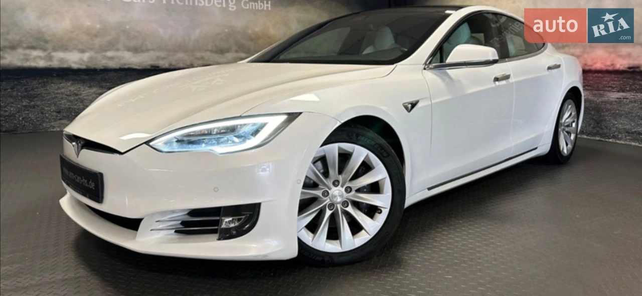 2020 Tesla Model S - мініатюра 9