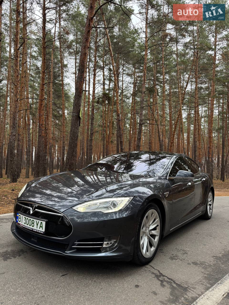 2016 Tesla Model S - мініатюра 19