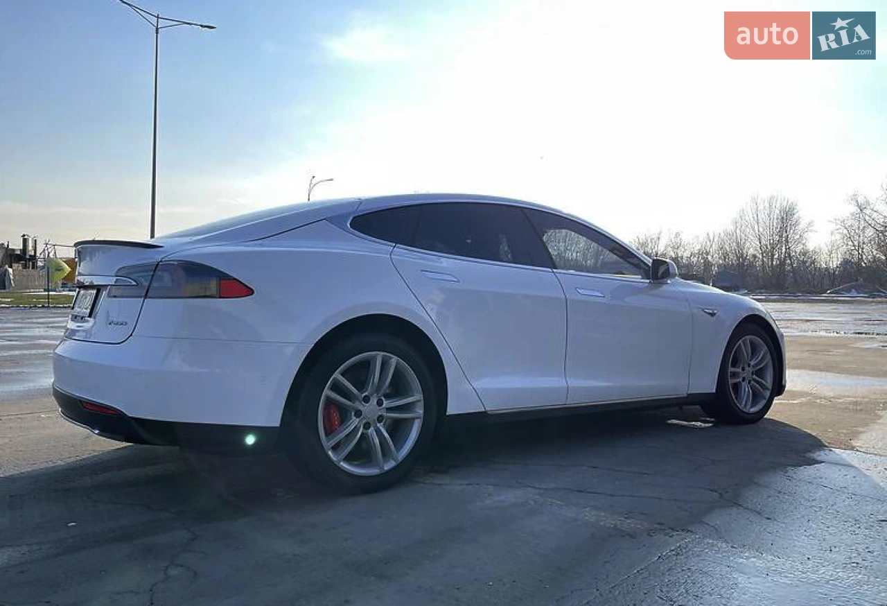 2015 Tesla Model S - мініатюра 45