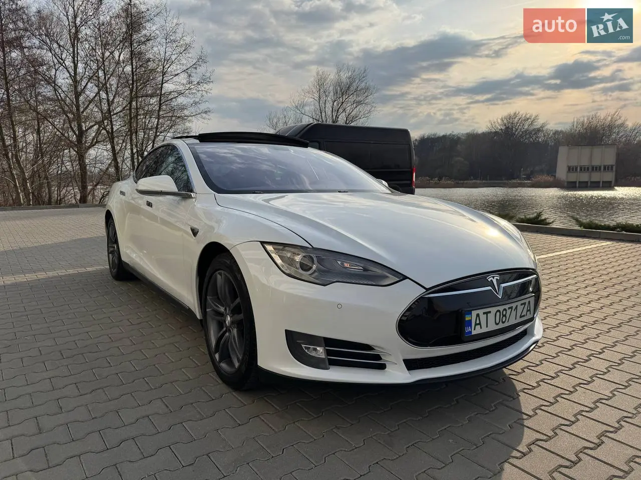 2013 Tesla Model S - мініатюра 29