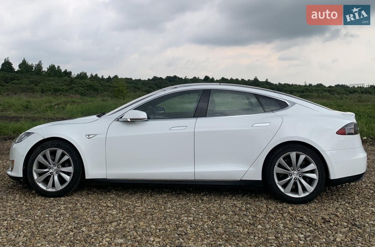 2015 Tesla Model S - мініатюра 30