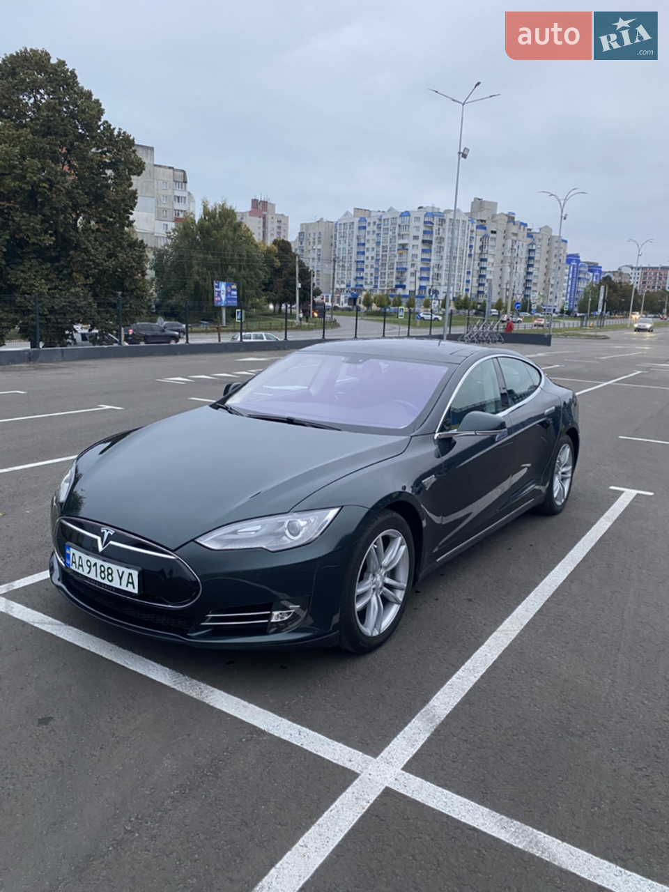 2014 Tesla Model S - мініатюра 27