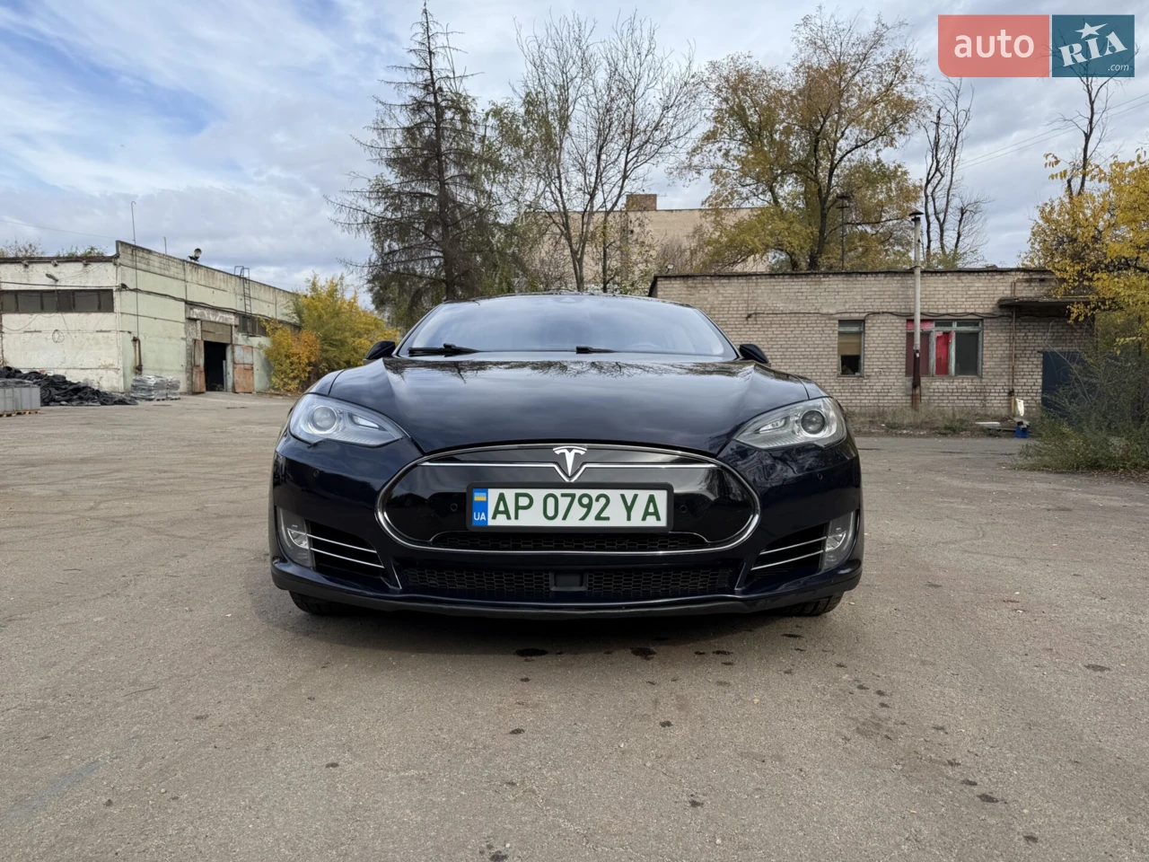 2015 Tesla Model S - мініатюра 17