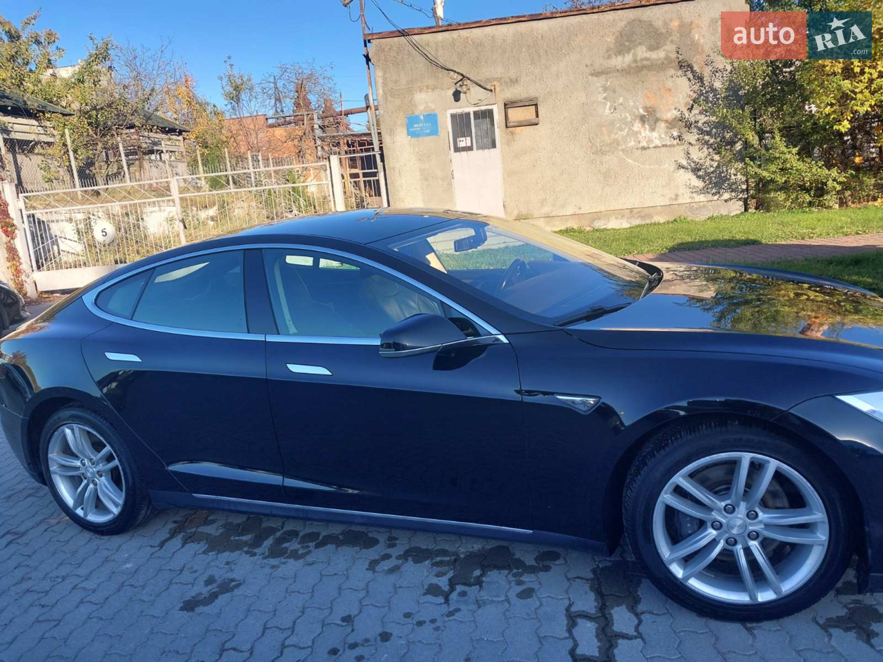 2014 Tesla Model S - мініатюра 17
