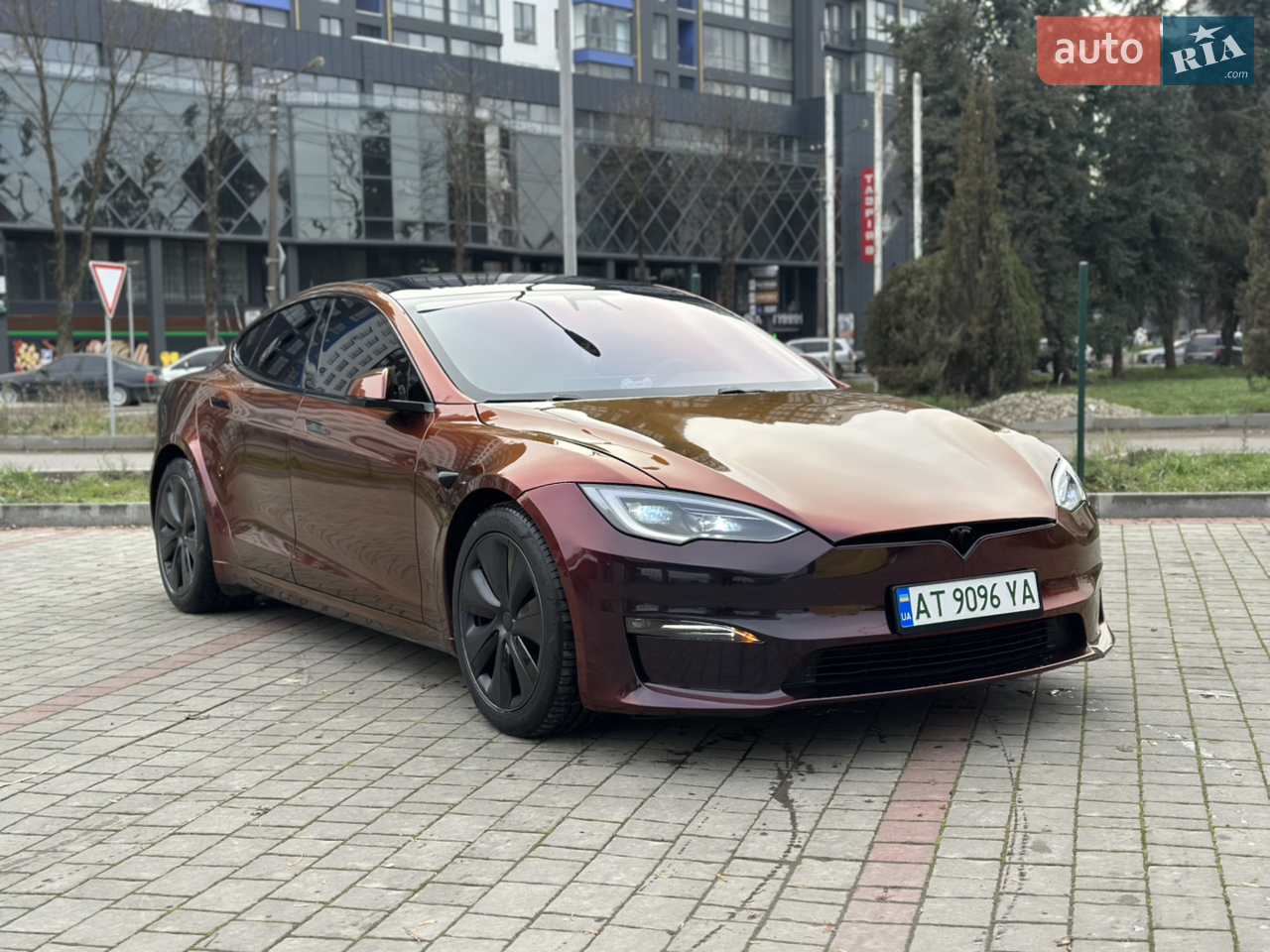 2021 Tesla Model S - мініатюра 17
