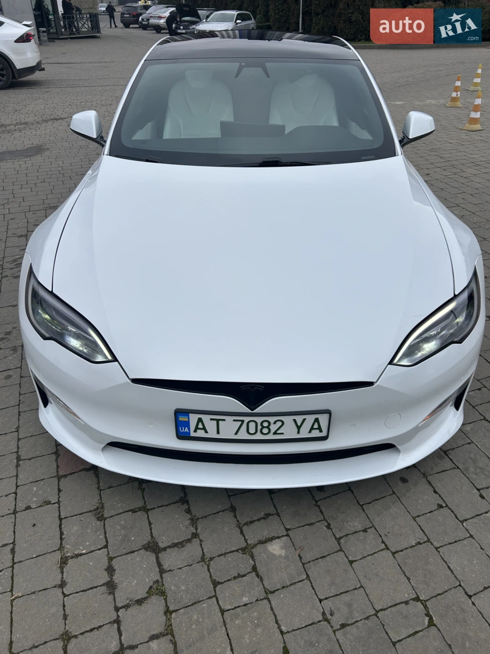 2022 Tesla Model S - мініатюра 14