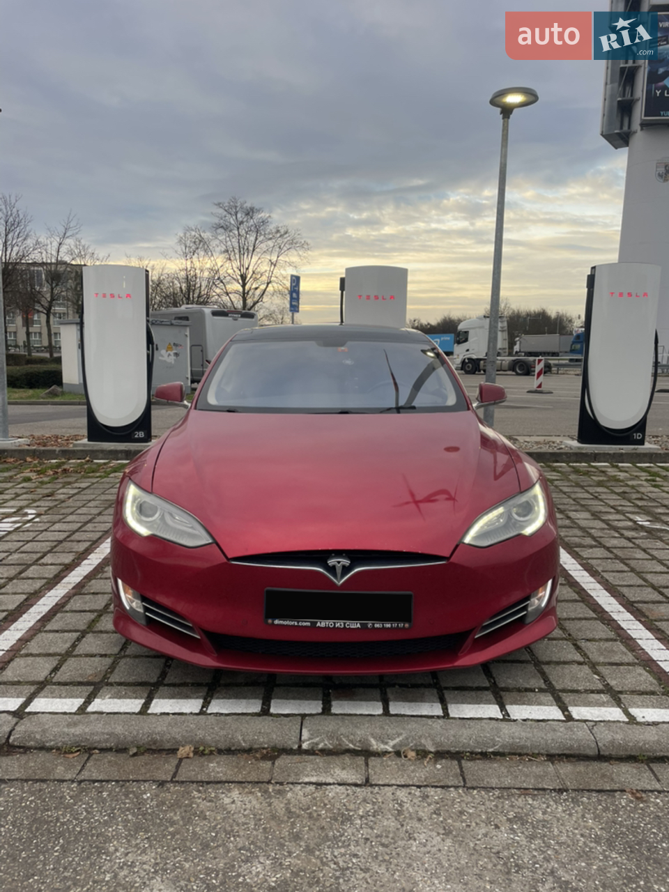 2014 Tesla Model S - мініатюра 23