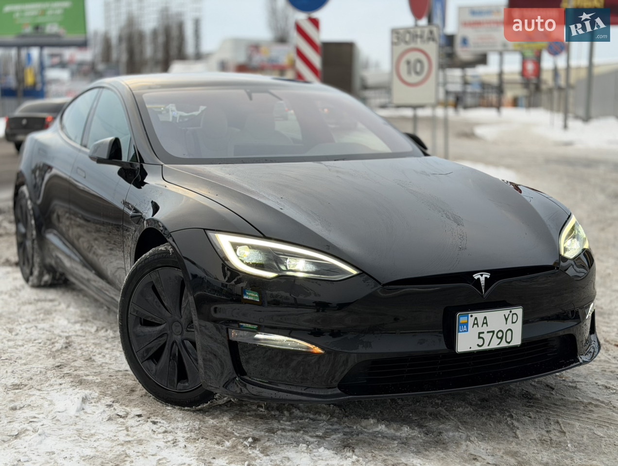 2022 Tesla Model S - мініатюра 19