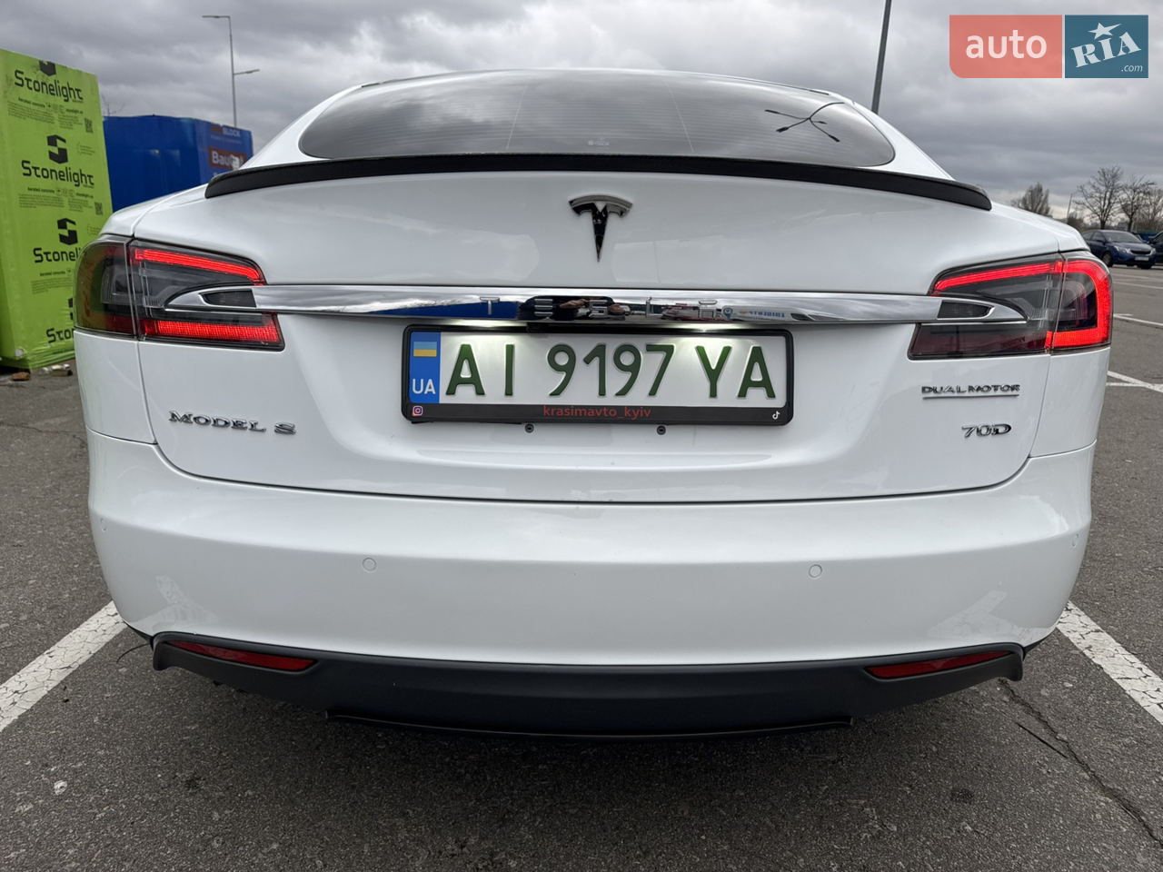 2015 Tesla Model S - мініатюра 31