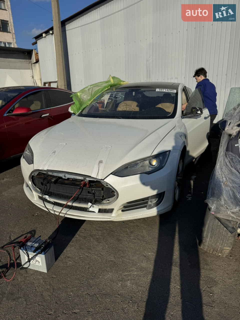 2014 Tesla Model S - мініатюра 14