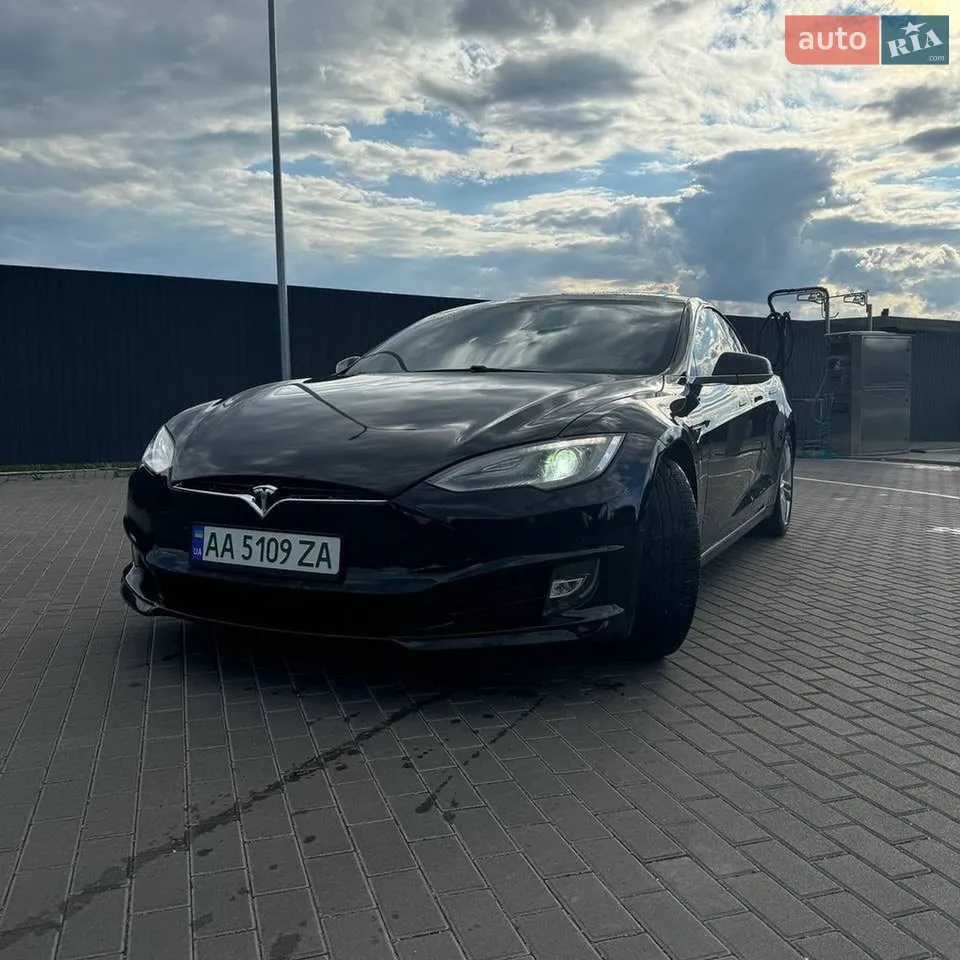 2015 Tesla Model S - мініатюра 16