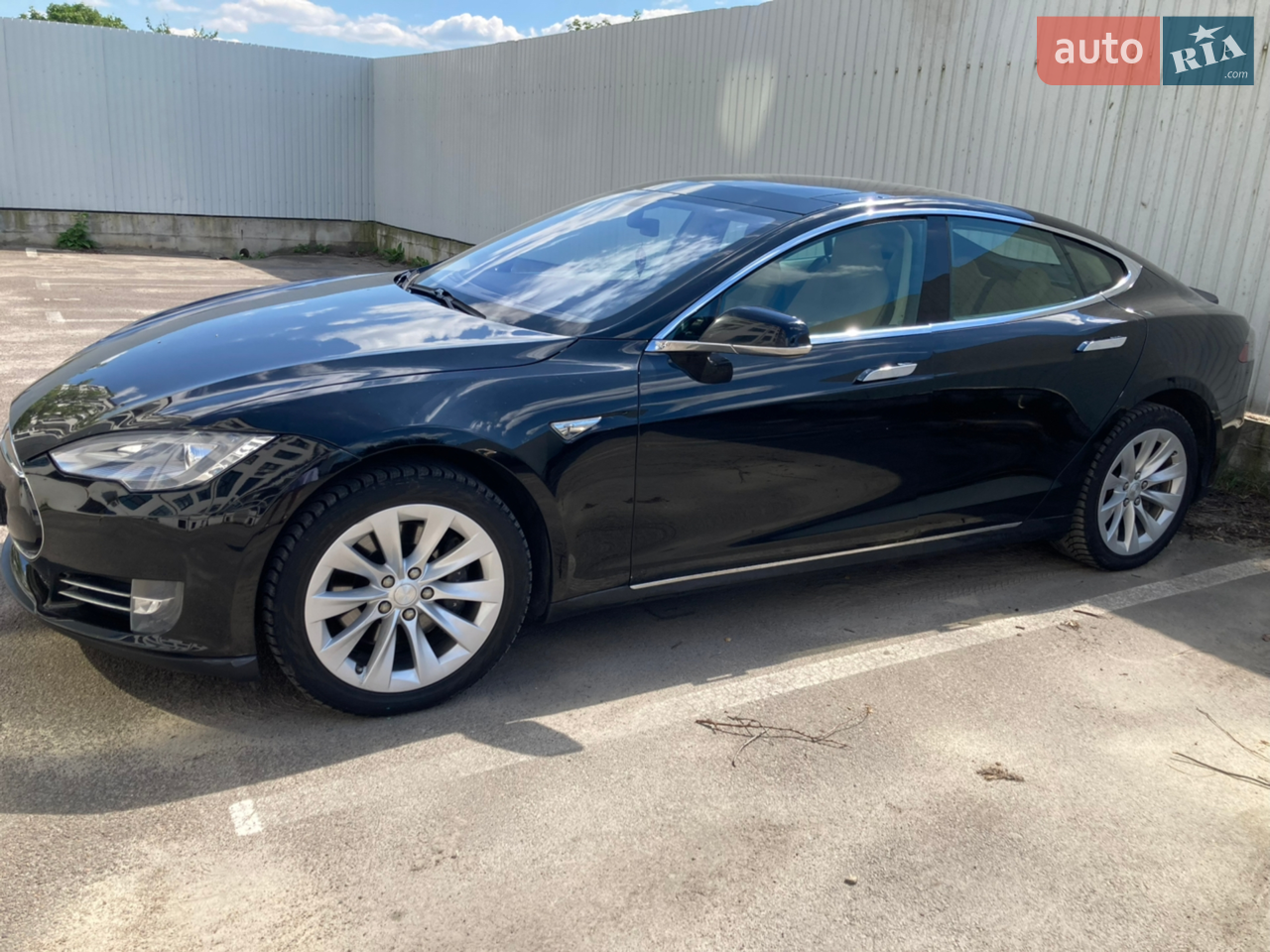2014 Tesla Model S - мініатюра 17