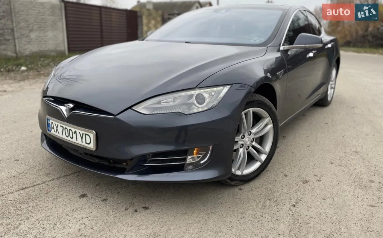 2015 Tesla Model S - мініатюра 9