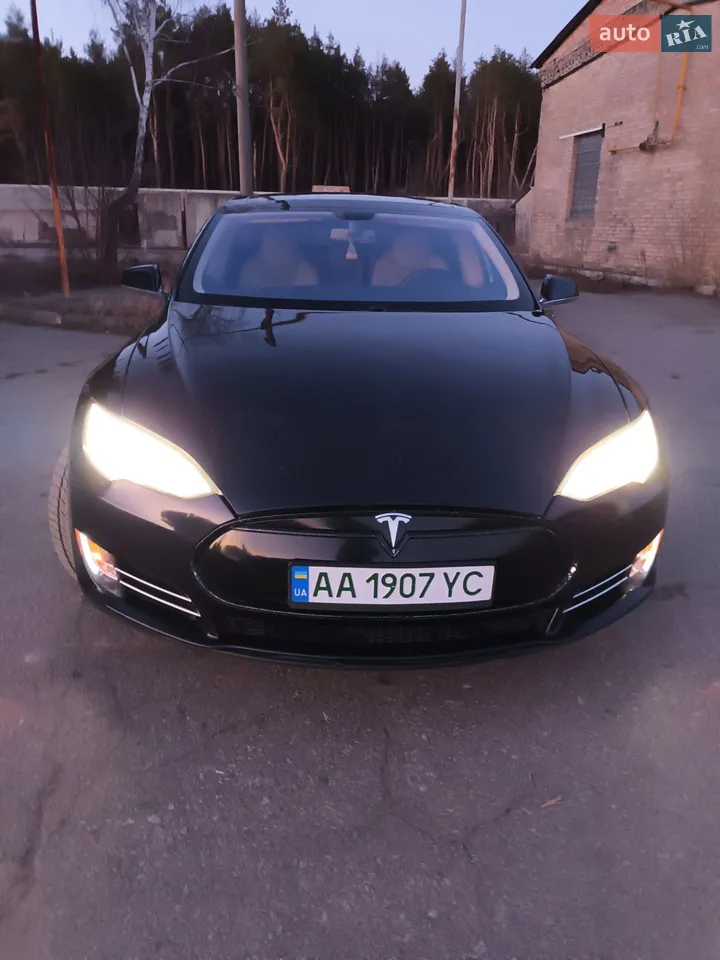 2013 Tesla Model S - мініатюра 37