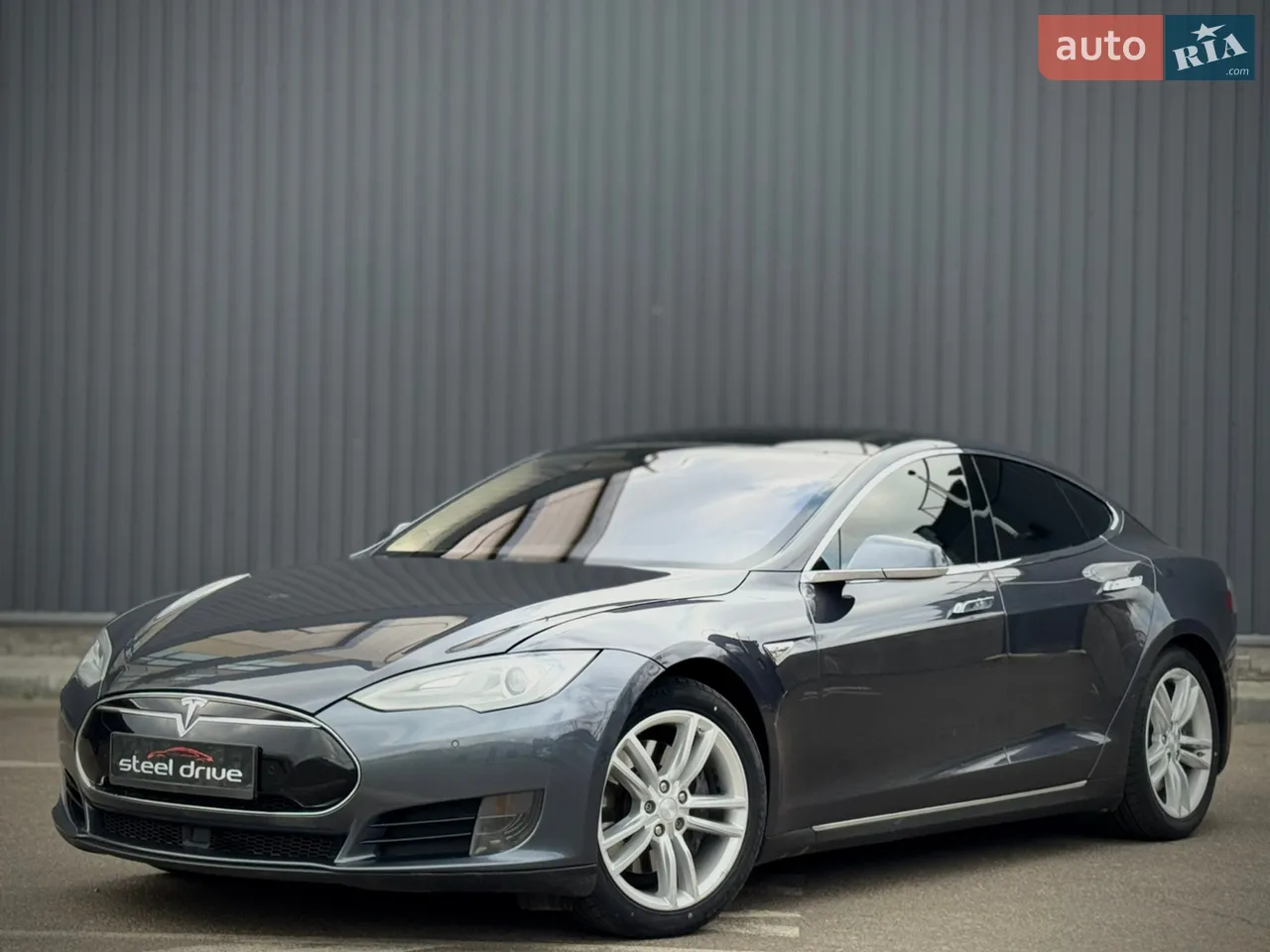 2015 Tesla Model S - мініатюра 26