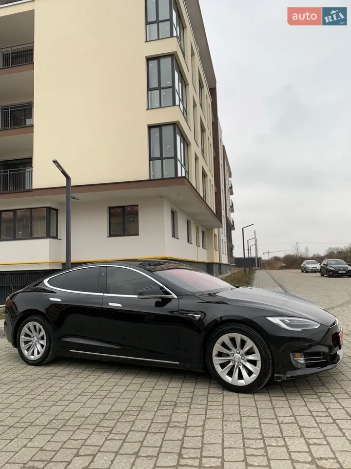 2019 Tesla Model S - мініатюра 11