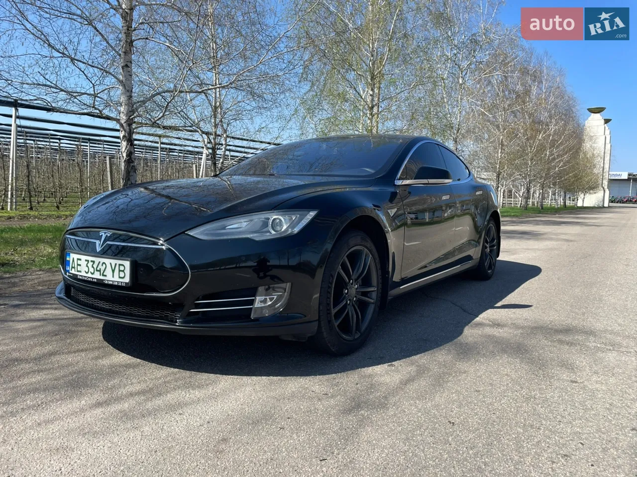 2014 Tesla Model S - мініатюра 19