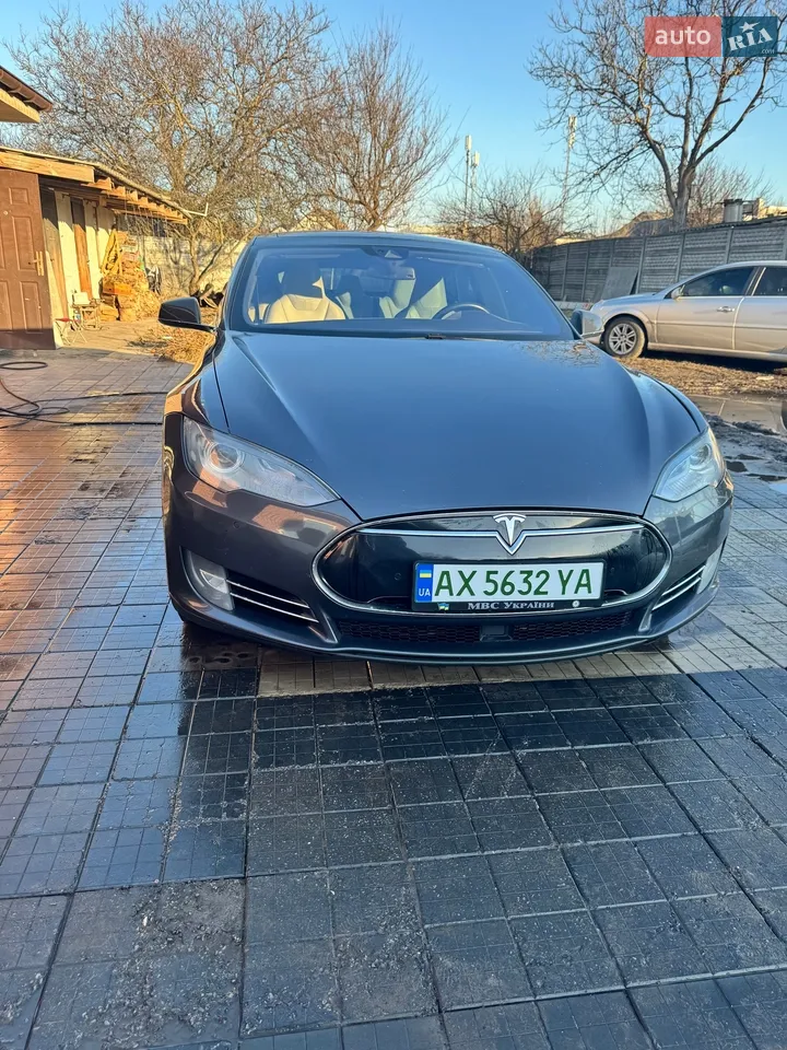2015 Tesla Model S - мініатюра 21