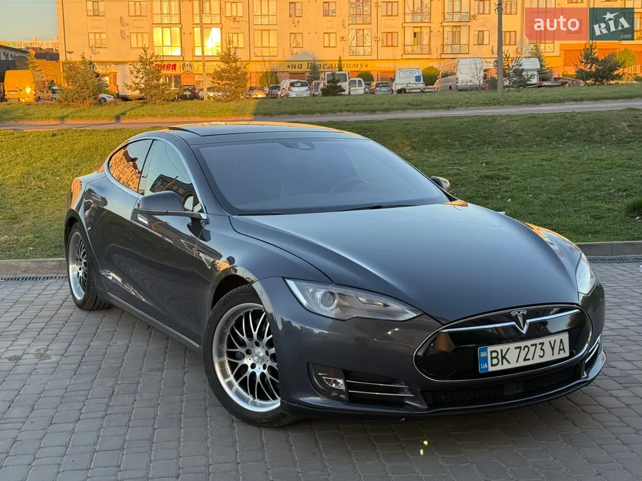 2015 Tesla Model S - мініатюра 45