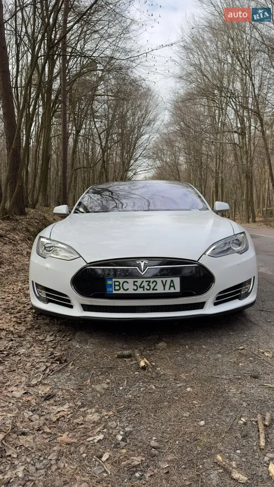 2015 Tesla Model S - мініатюра 15