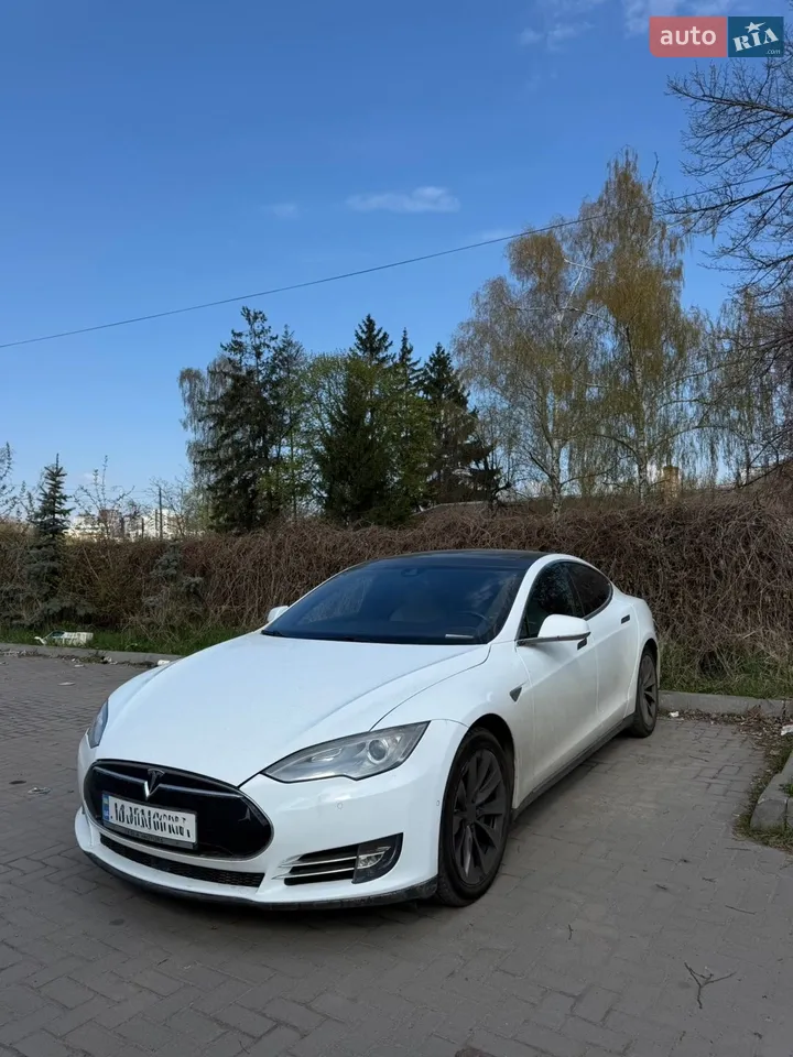 2014 Tesla Model S - мініатюра 19