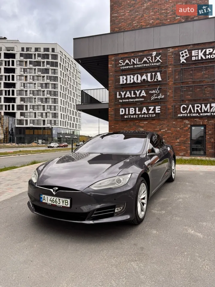 2015 Tesla Model S - мініатюра 16