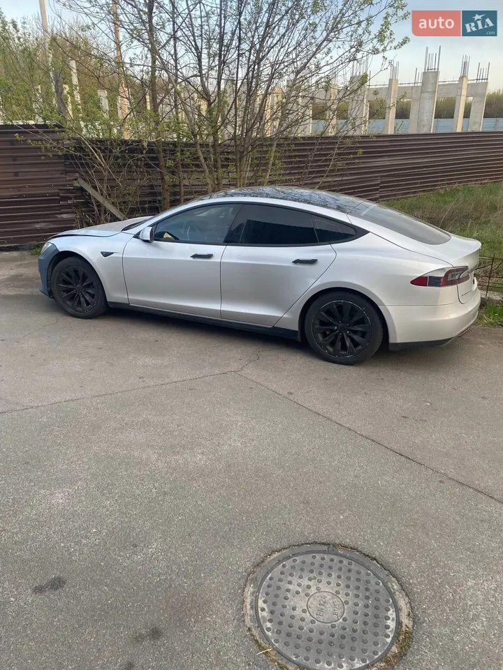 2013 Tesla Model S - мініатюра 18