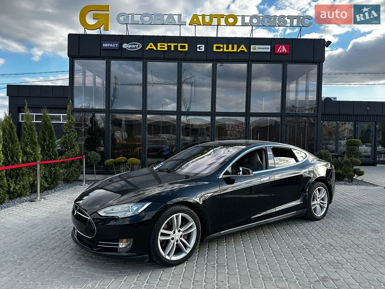 2014 Tesla Model S - мініатюра 26