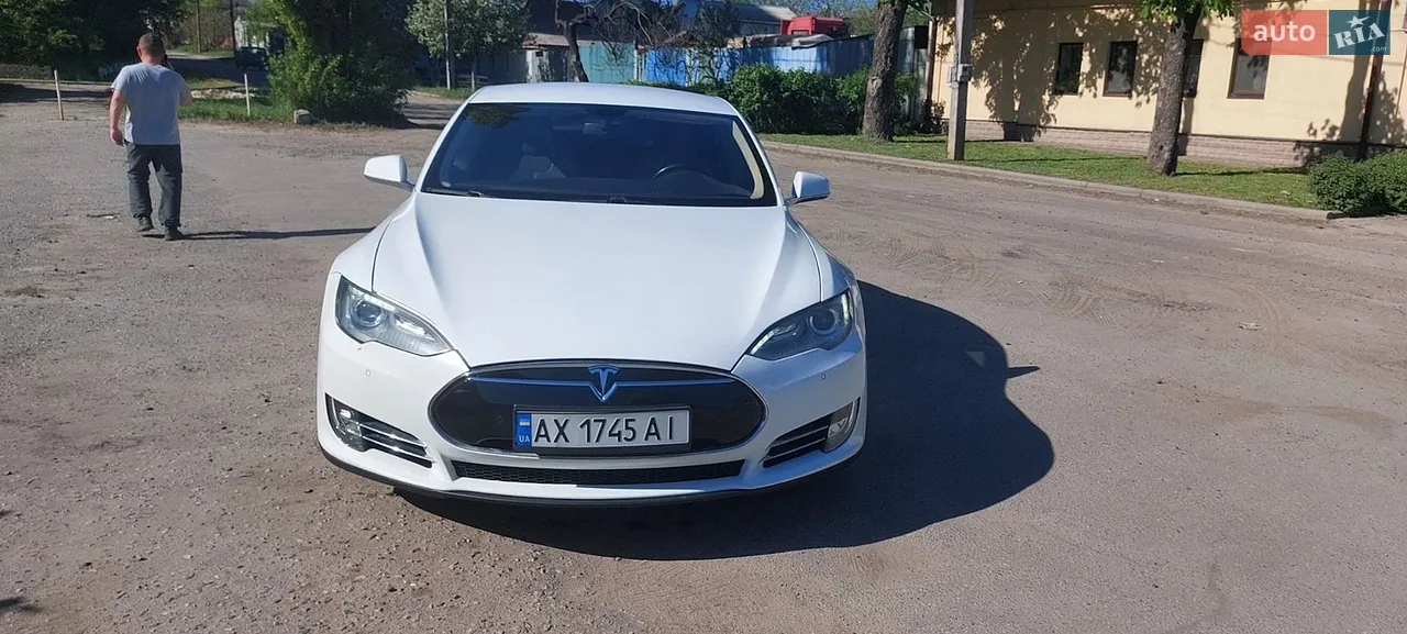 2013 Tesla Model S - мініатюра 14