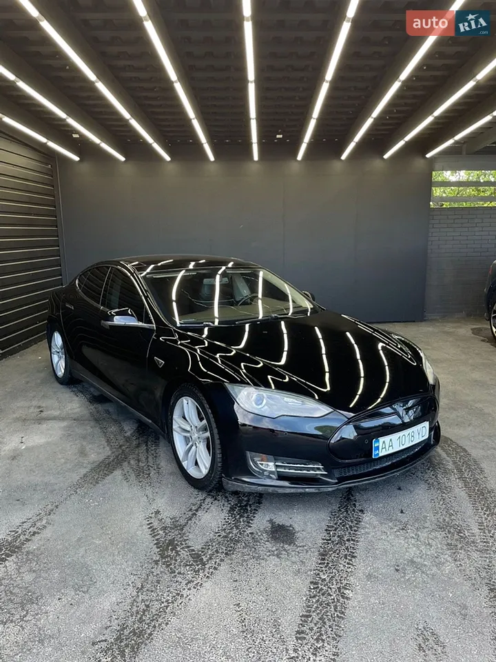 2014 Tesla Model S - мініатюра 27