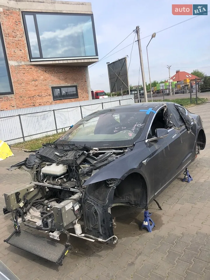 2017 Tesla Model S - мініатюра 12