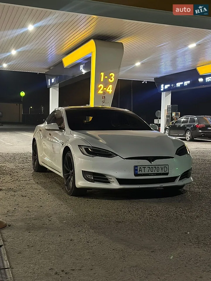 2016 Tesla Model S - мініатюра 13
