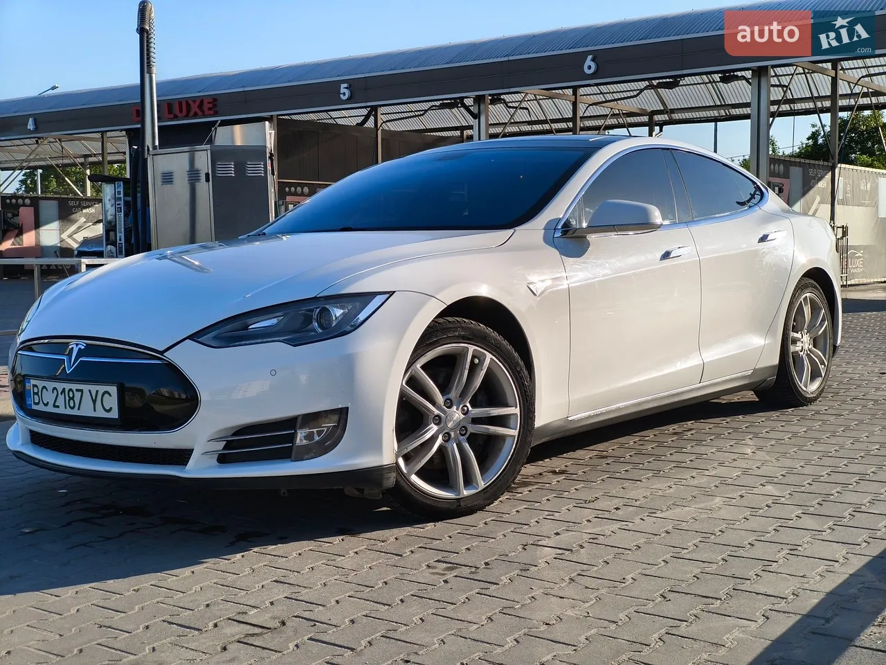 2014 Tesla Model S - мініатюра 39