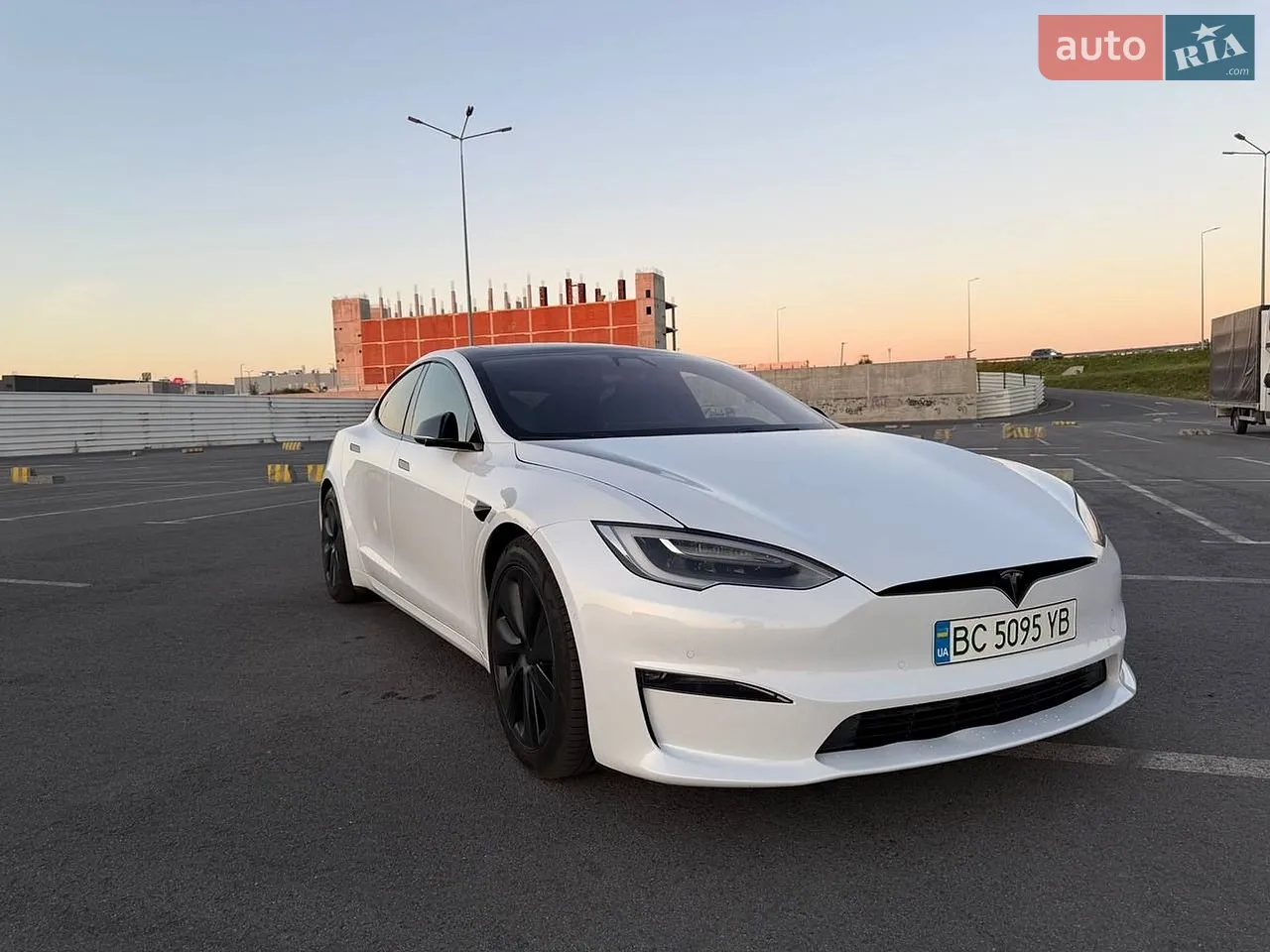2021 Tesla Model S - мініатюра 35