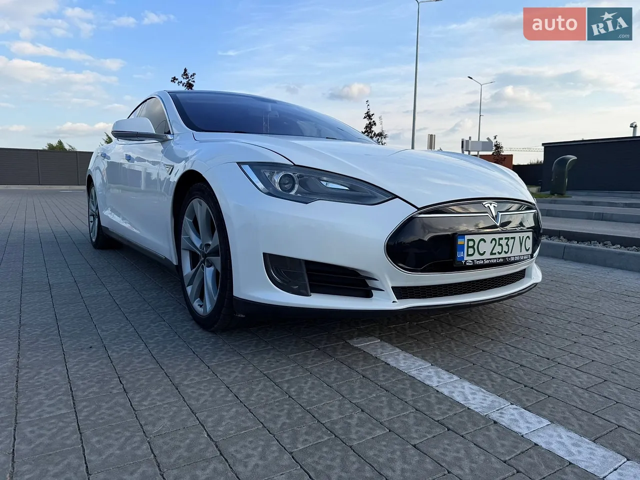 2013 Tesla Model S - мініатюра 26