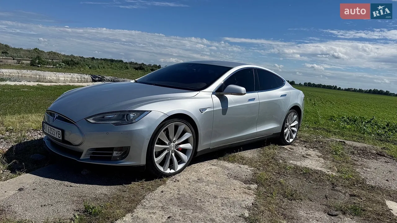 2015 Tesla Model S - мініатюра 28