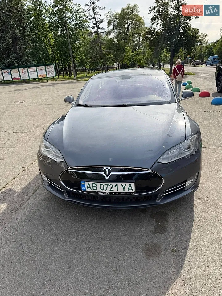 2014 Tesla Model S - мініатюра 17