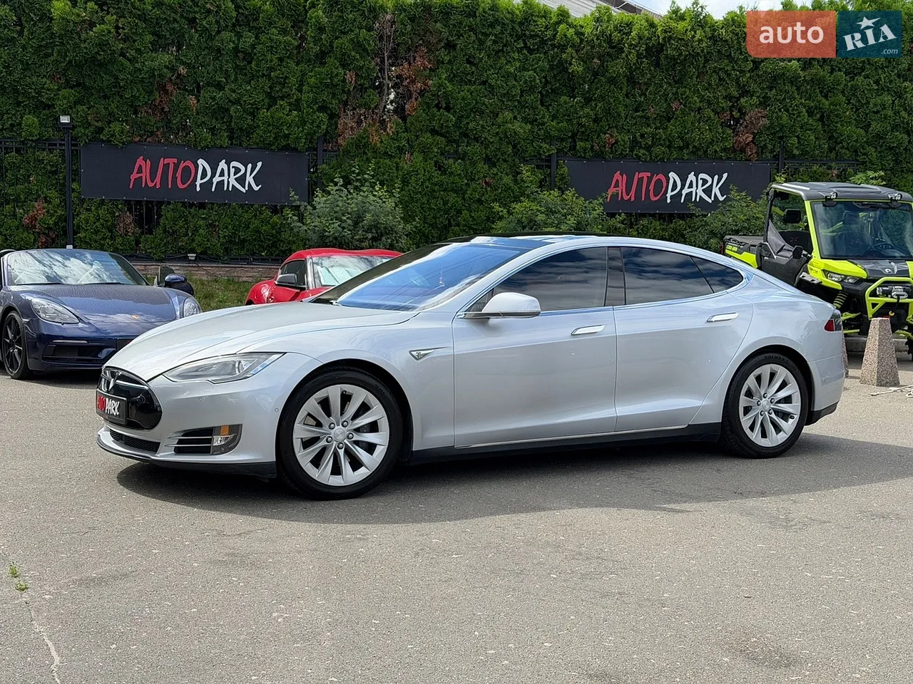 2015 Tesla Model S - мініатюра 31